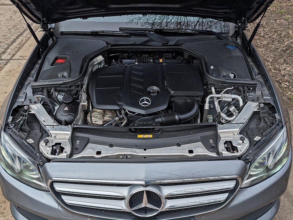Mercedes-Benz Třída E 2.0d  220d