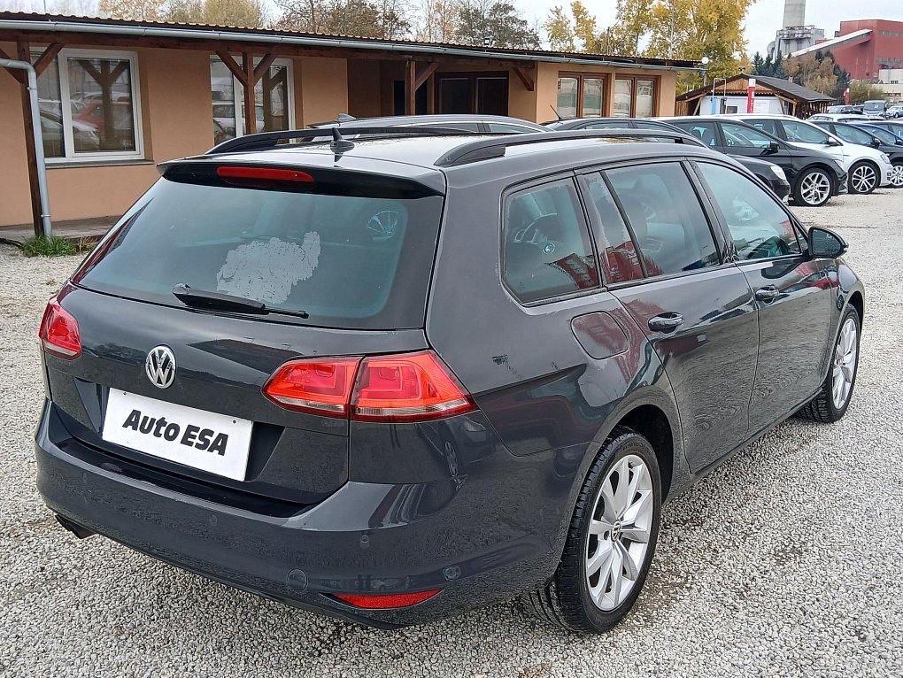 Volkswagen Golf 2.0 TDi 