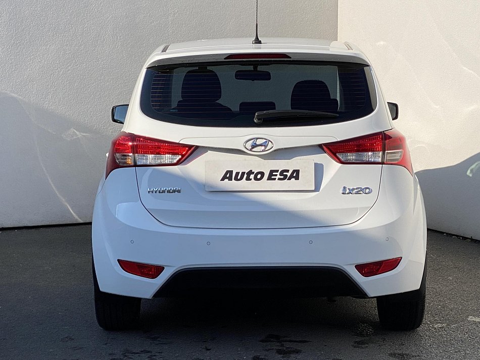 Hyundai Ix20 1.6i 