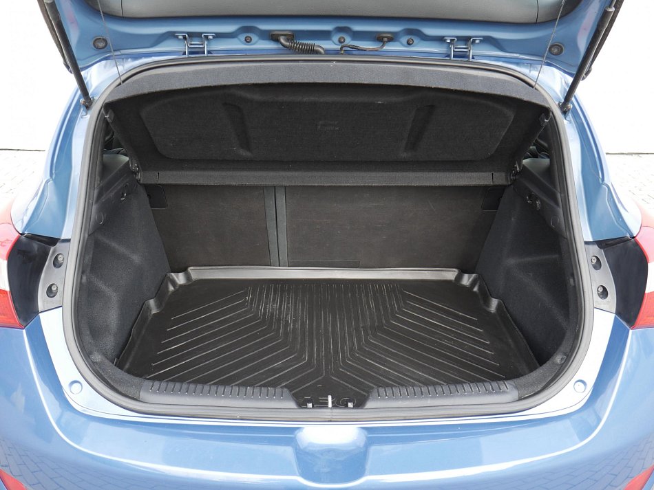 Hyundai I30 1.6 i 