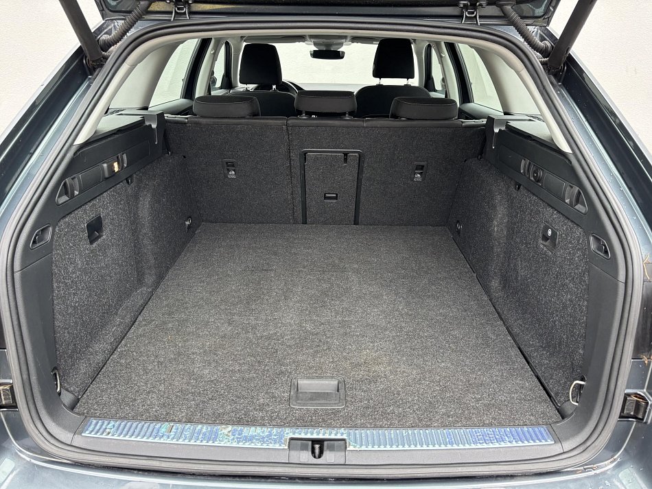 Škoda Superb III 2.0 TDi Style