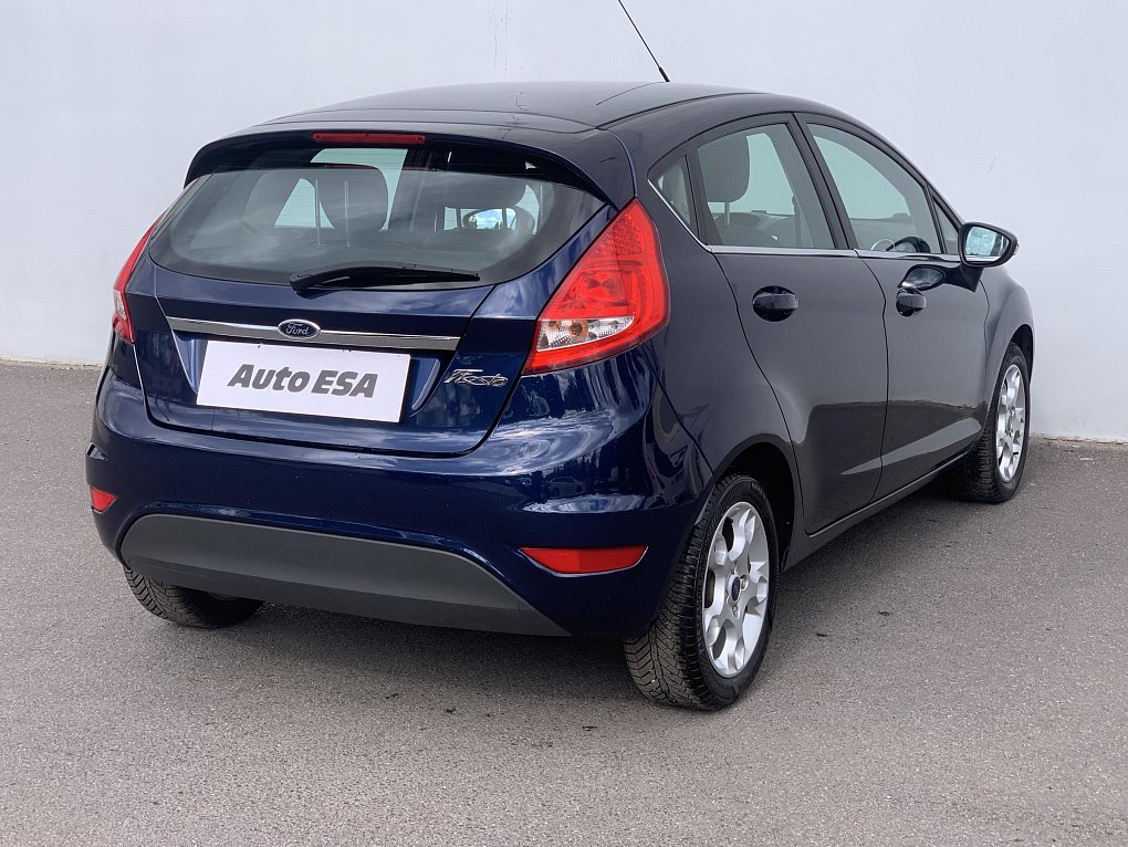 Ford Fiesta 1.2 i Titanium