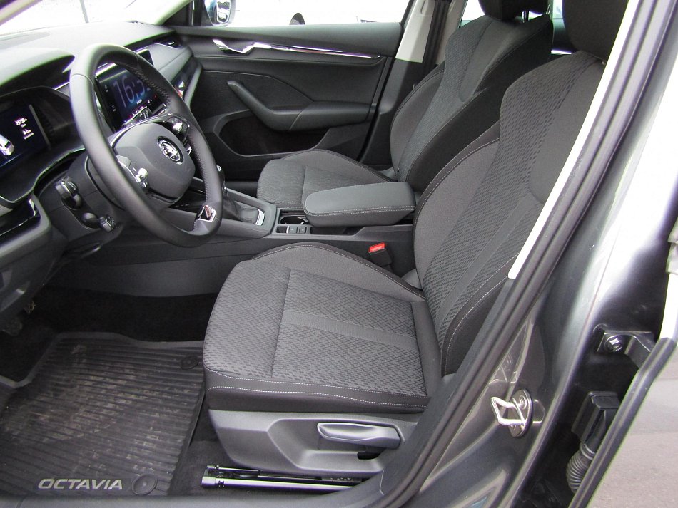 Škoda Octavia IV 1.0 TSi Style