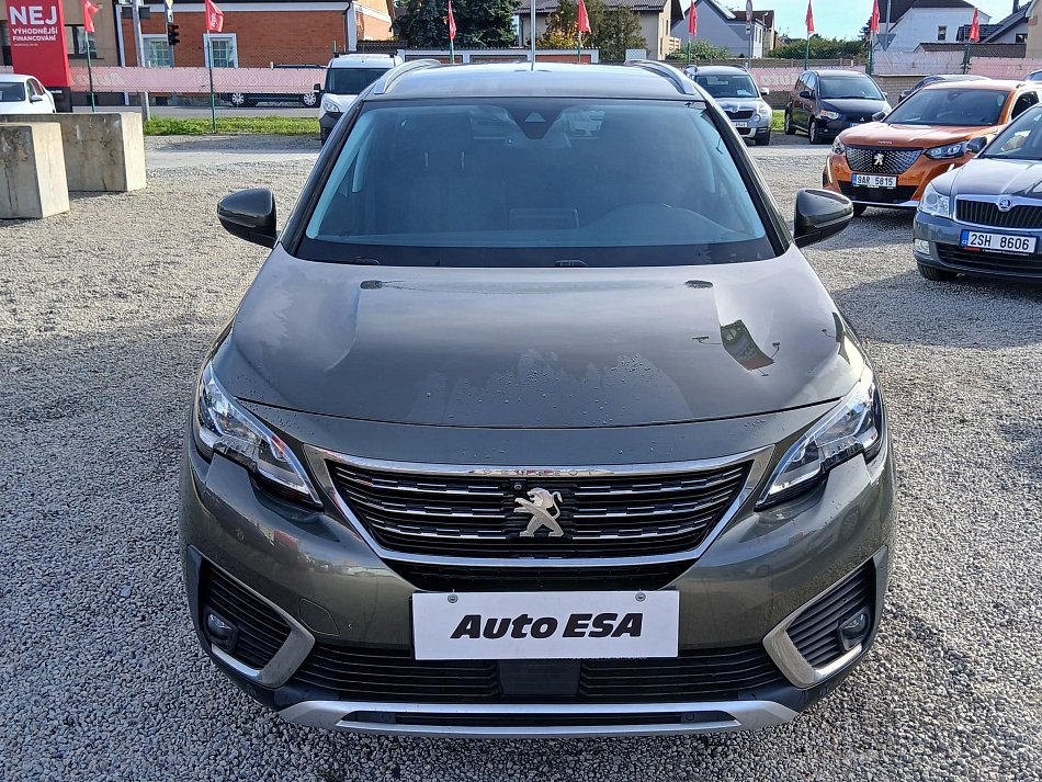 Peugeot 5008 1.2PT 