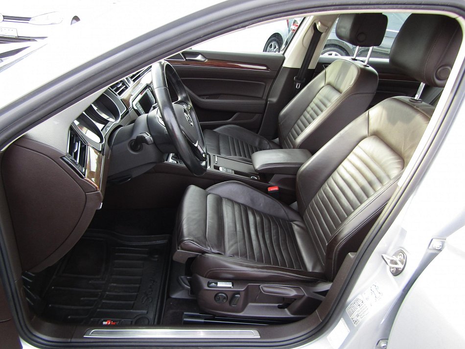 Volkswagen Passat 2.0 TDi 