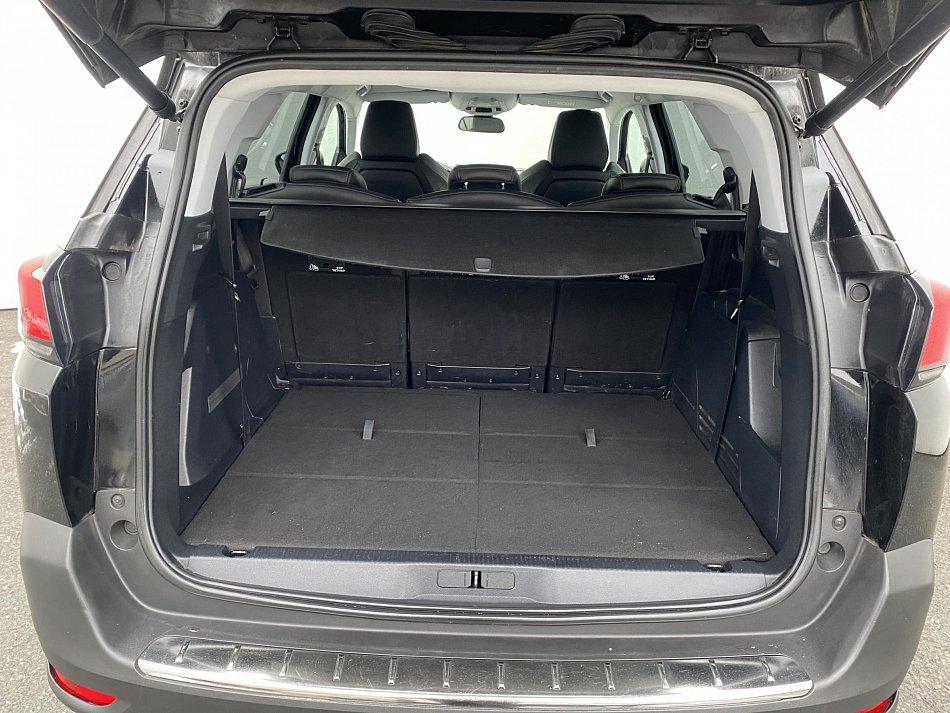 Peugeot 5008 2.0 HDi Allure 7míst