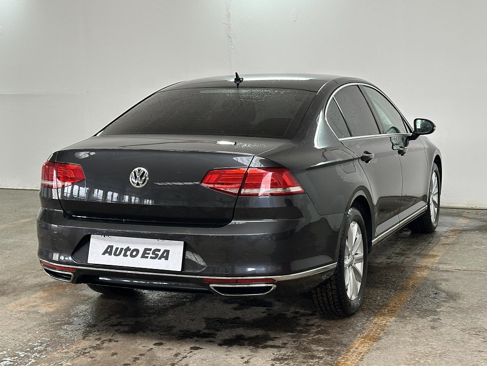 Volkswagen Passat 2.0 TDi Comfortline