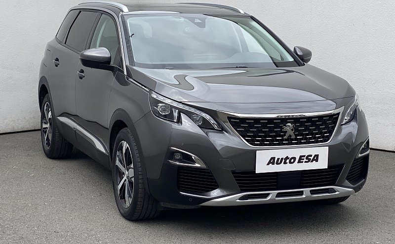 Peugeot 5008 1.2 PT Allure 7míst
