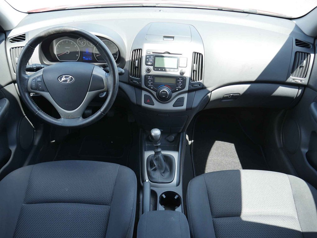 Hyundai I30 1.6 16V 