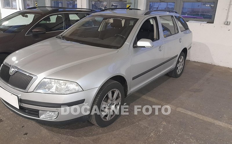Škoda Octavia II 1.6 FSI 