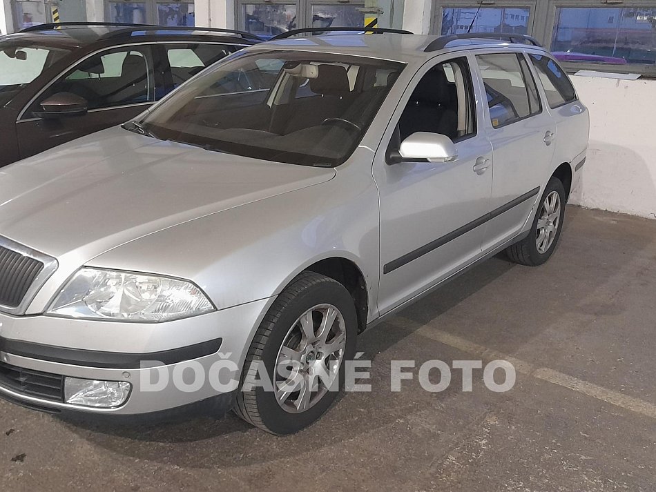 Škoda Octavia II 1.6 FSI 