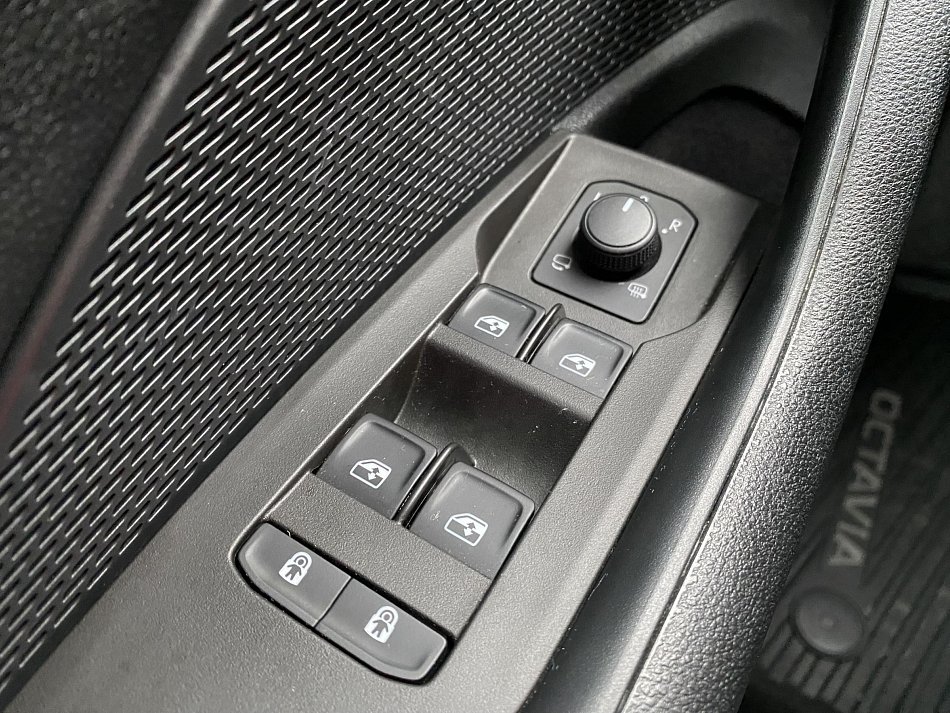 Škoda Octavia IV 1.0 TSi Style