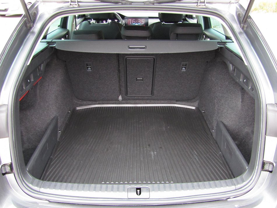 Škoda Octavia IV 1.0 TSi Style