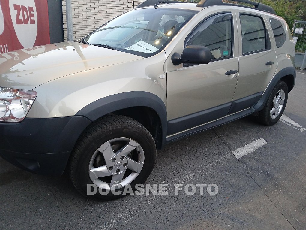 Dacia Duster 1.6 i 