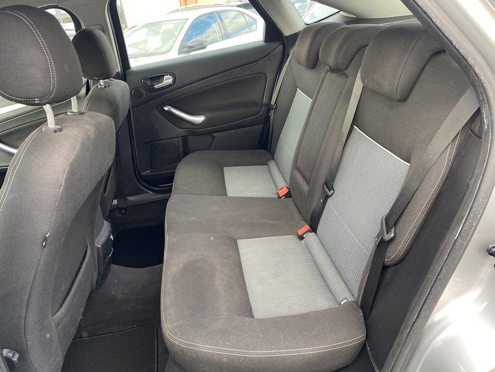 Ford Mondeo 1.6i Trend