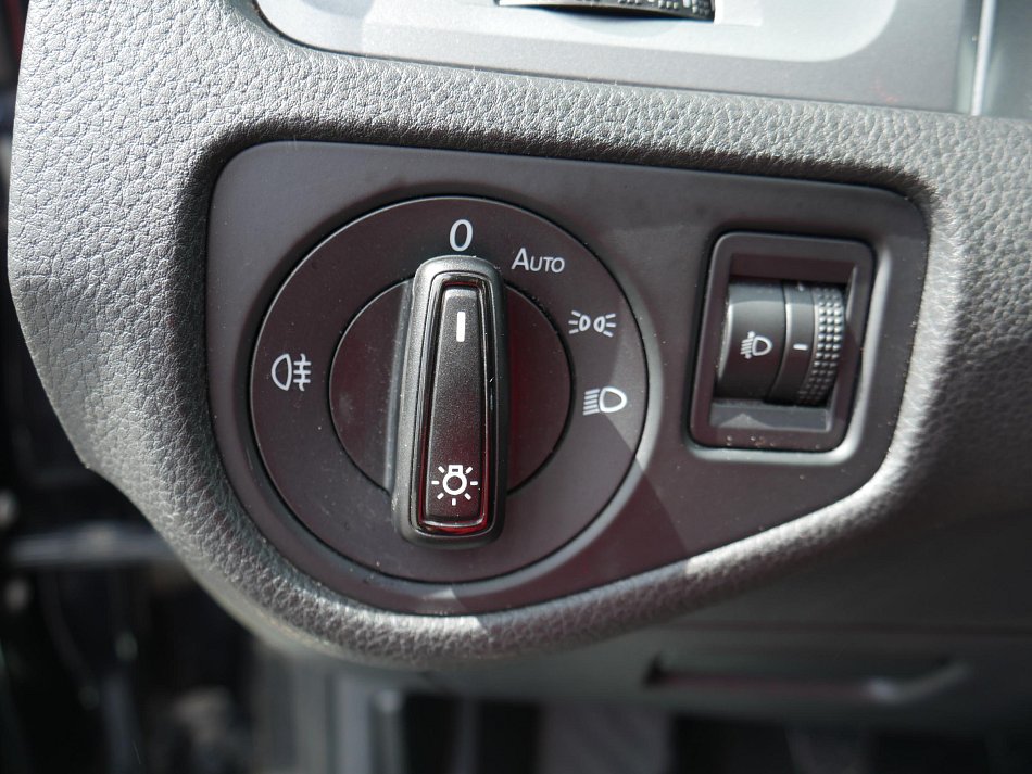 Volkswagen Golf 1.6 TDi 