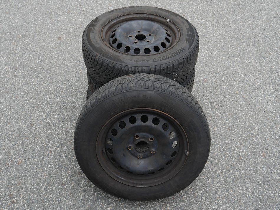 Volkswagen Golf 1.6 TDi 