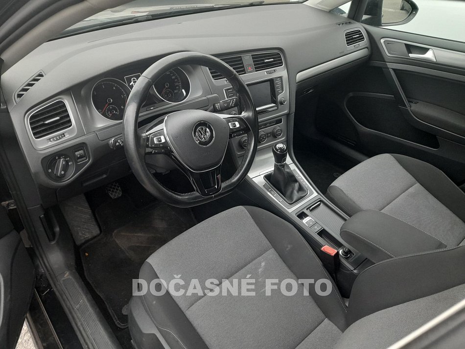 Volkswagen Golf 1.6 TDi 