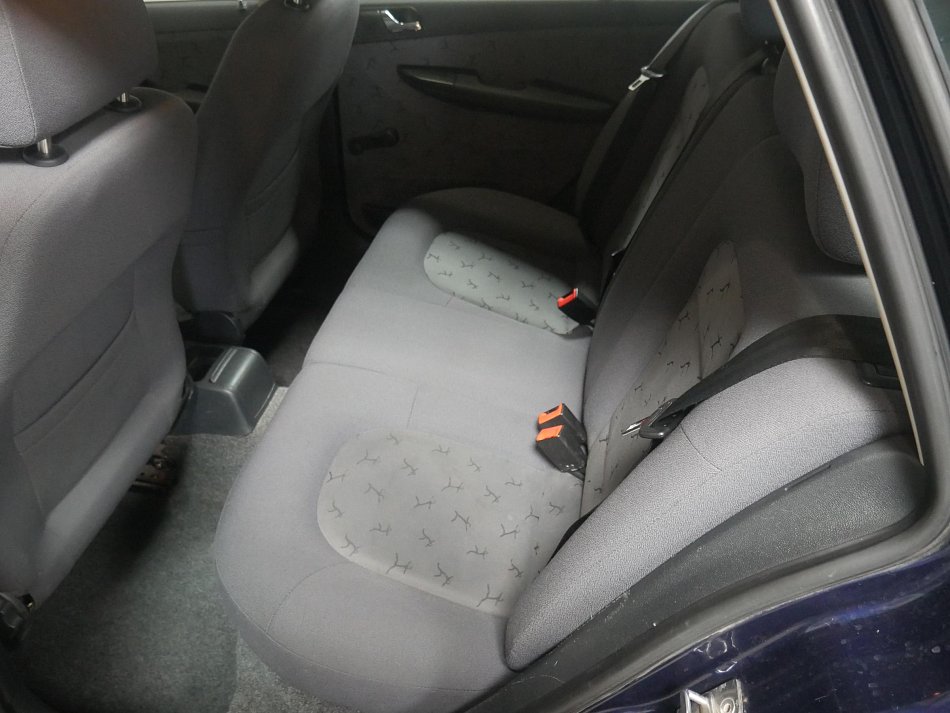 Škoda Fabia I 1.4i 16V Elegance