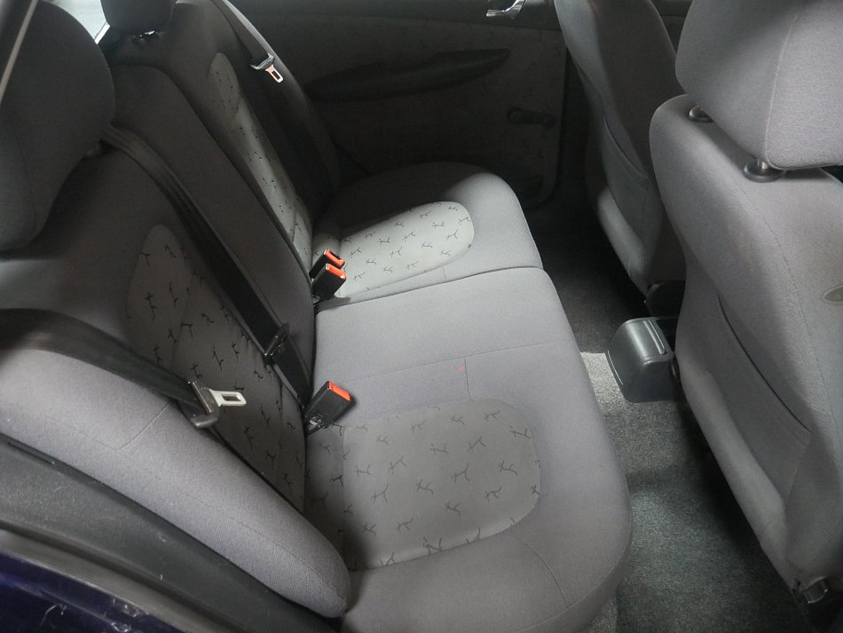 Škoda Fabia I 1.4i 16V Elegance
