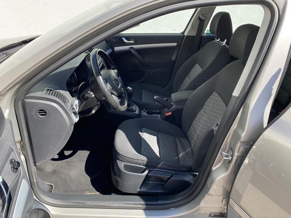 Škoda Octavia II 1.2 TSi Ambiente