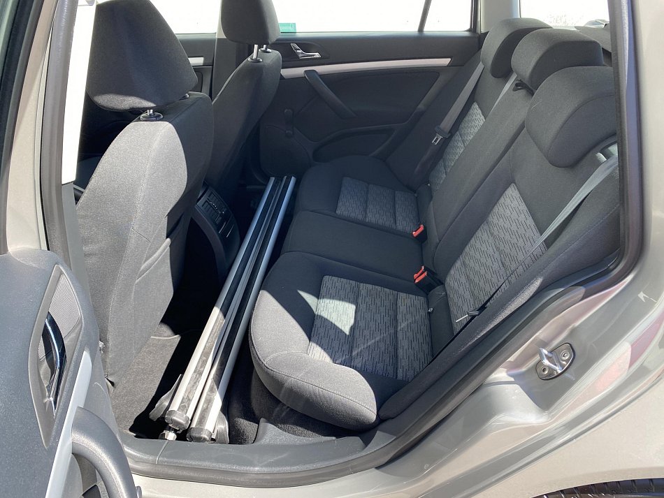 Škoda Octavia II 1.2 TSi Ambiente