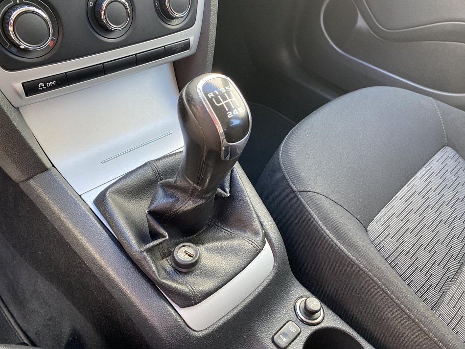 Škoda Octavia II 1.2 TSi Ambiente
