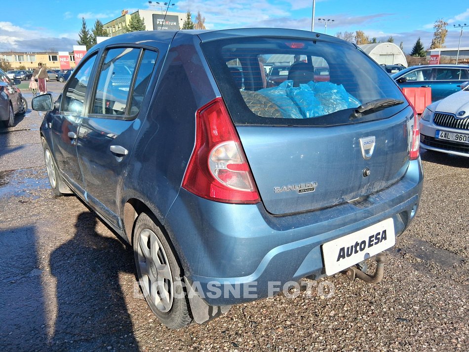 Dacia Sandero 1.6i 