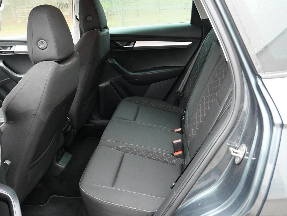 Škoda Karoq 1.5 TSI 