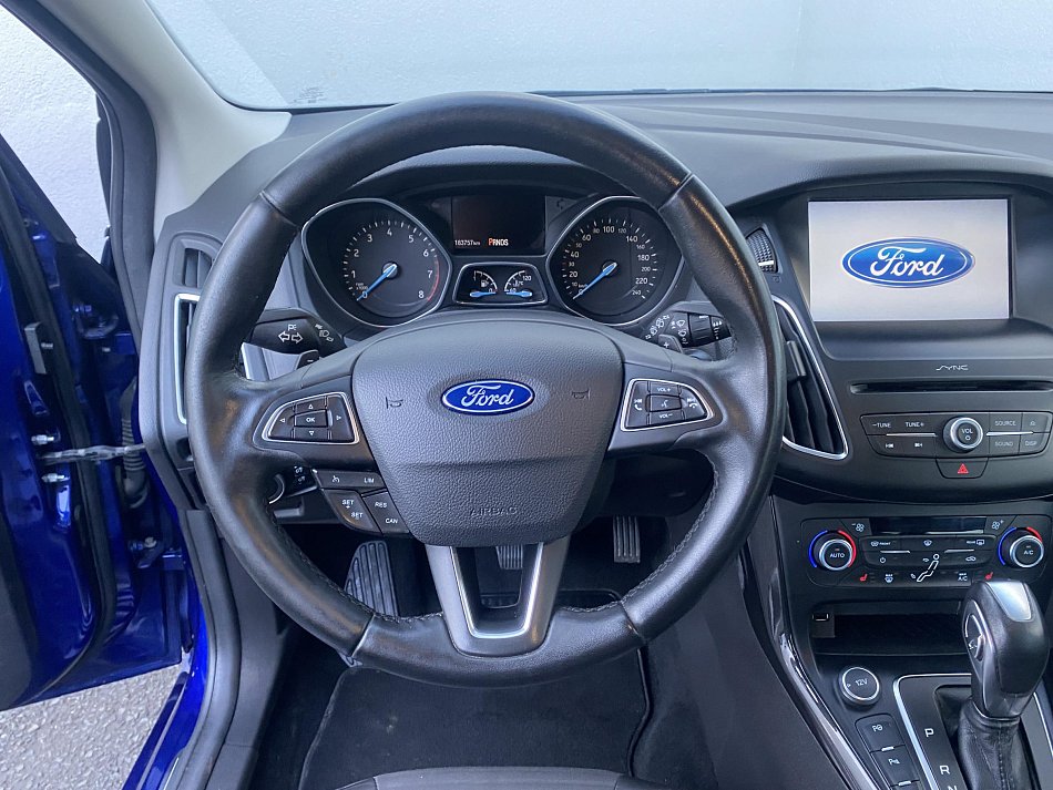 Ford Focus 1.5T ST-Line