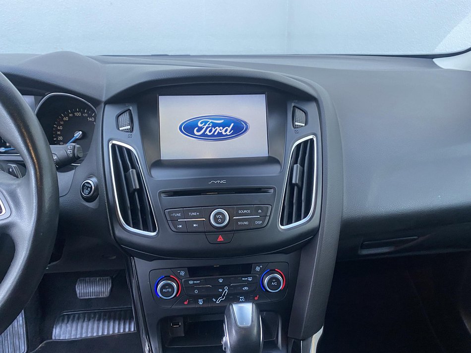 Ford Focus 1.5T ST-Line