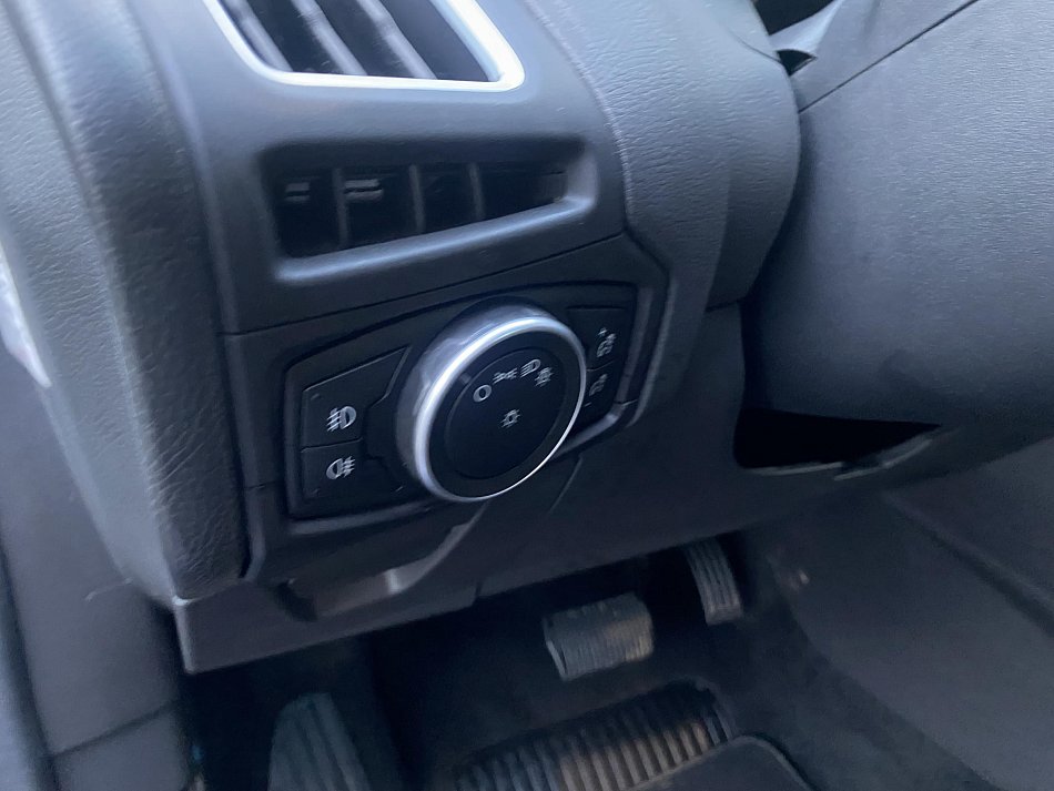 Ford Focus 1.5T ST-Line