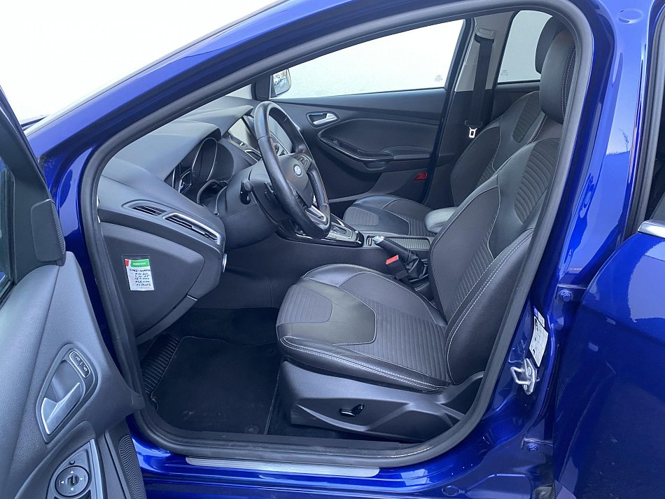 Ford Focus 1.5T ST-Line