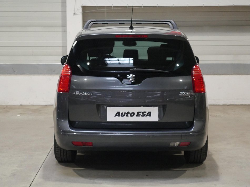 Peugeot 5008 2.0HDi 