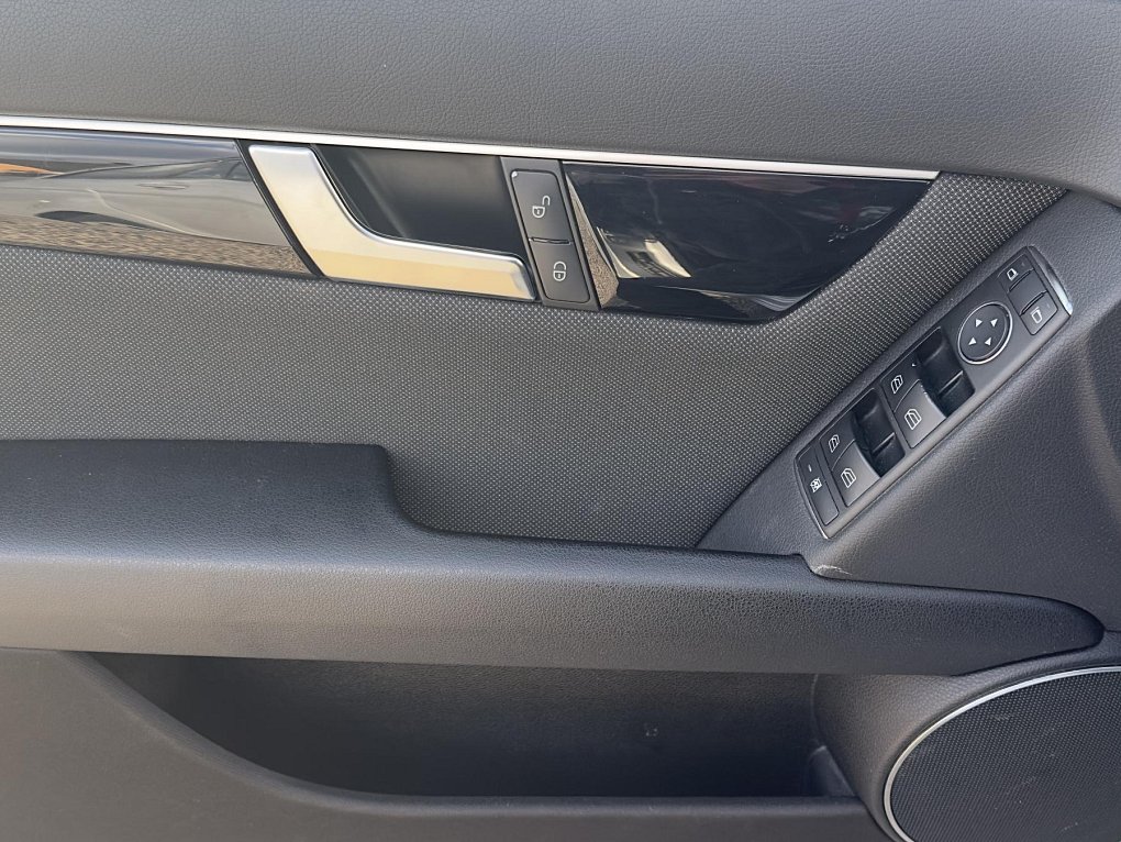 Mercedes-Benz Třída C 2.2CDi  C180