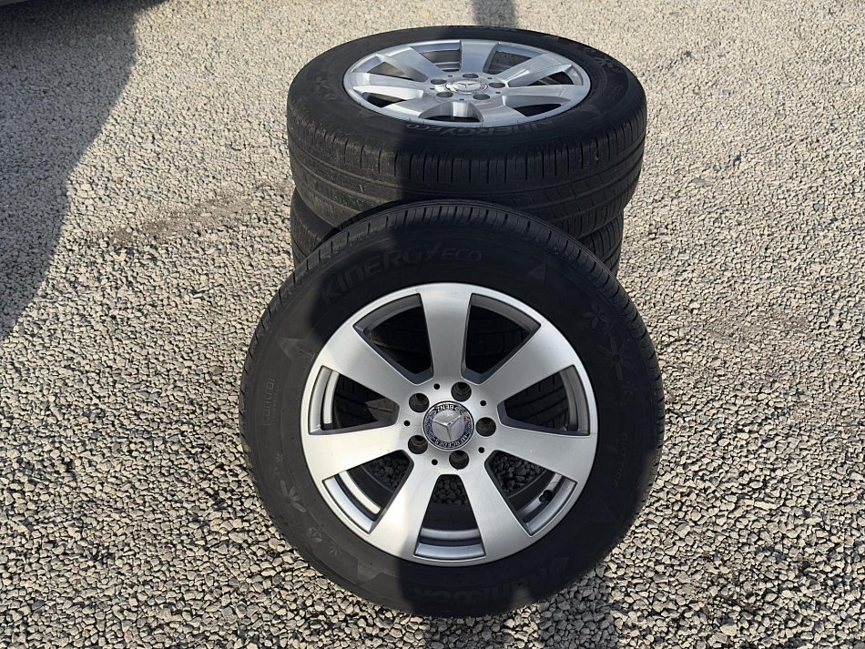 Mercedes-Benz Třída C 2.2CDi  C180