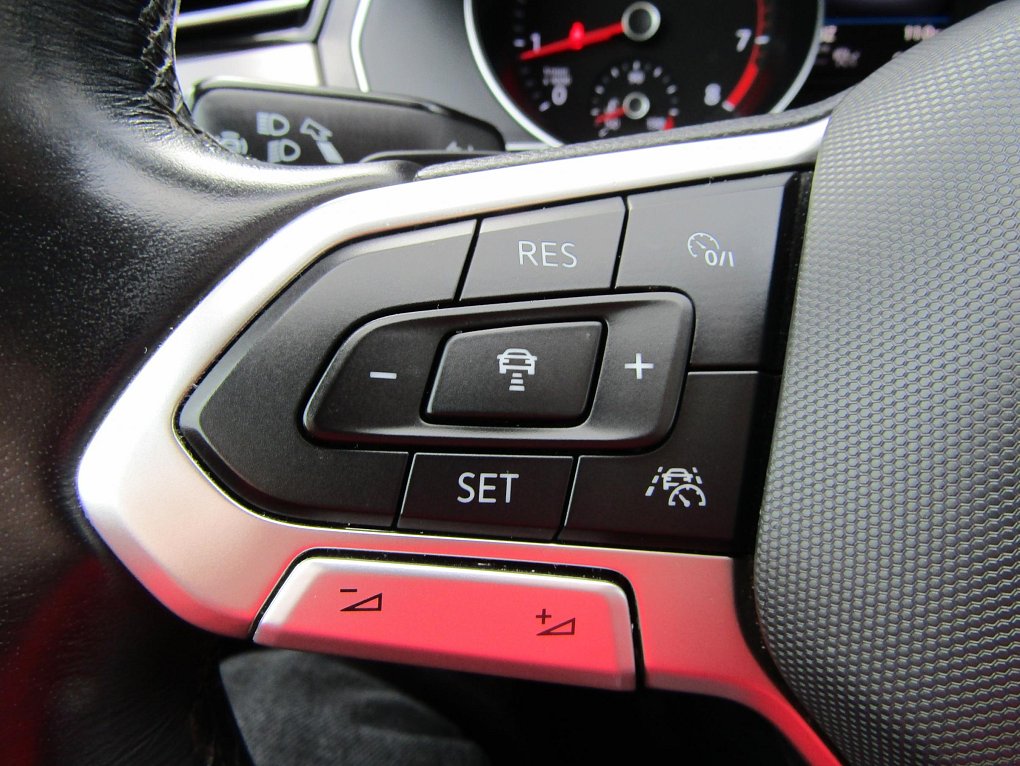 Volkswagen Passat 1.5 TSi 