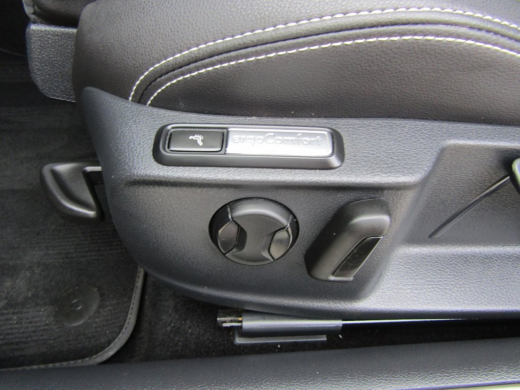 Volkswagen Passat 1.5 TSi 