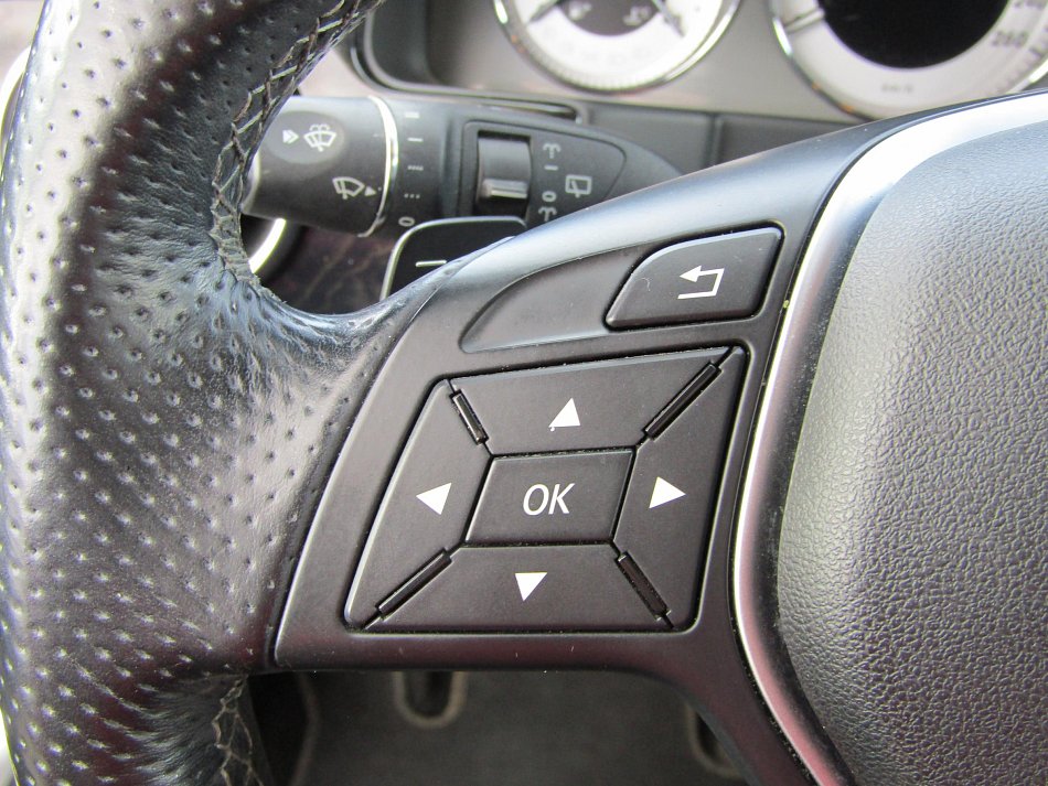 Mercedes-Benz GLK 350CDi  4Mat