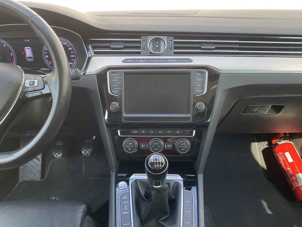 Volkswagen Passat 2.0 TDi Highline