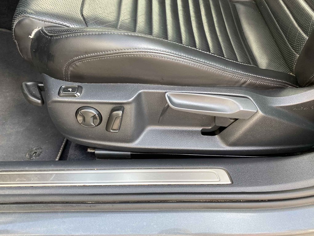 Volkswagen Passat 2.0 TDi Highline