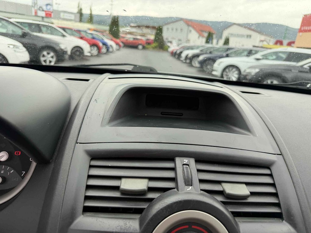 Renault Mégane 1.4i 