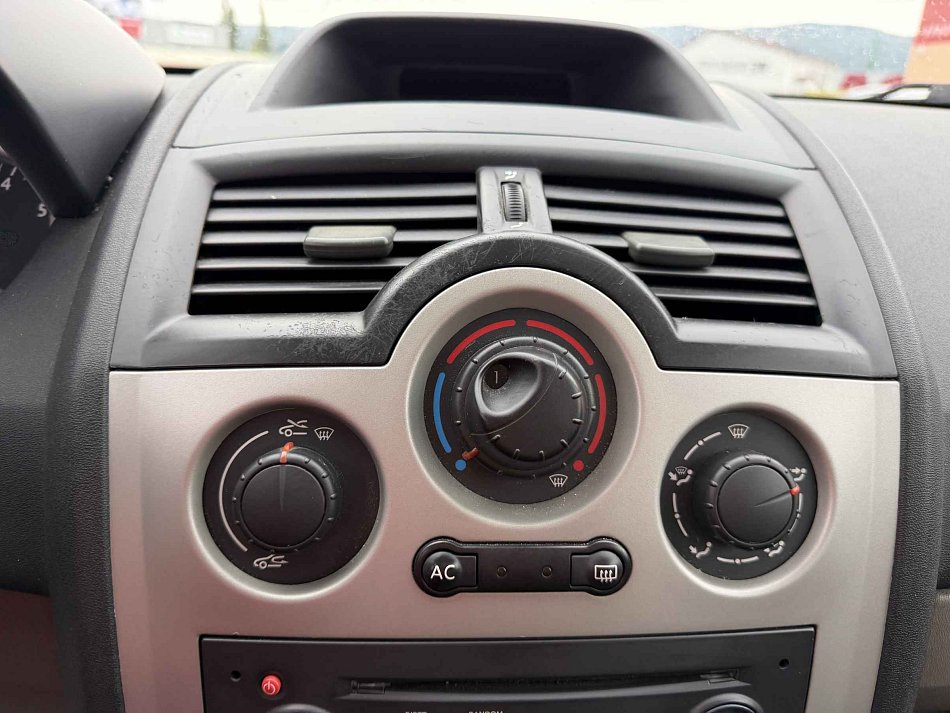 Renault Mégane 1.4i 