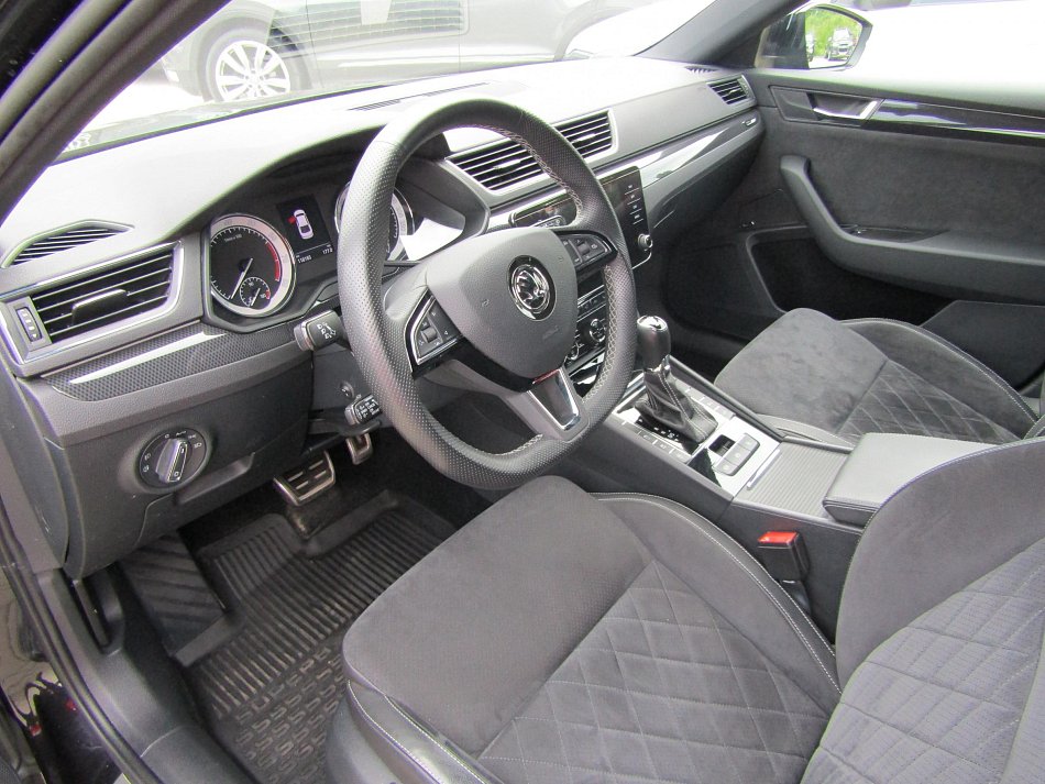 Škoda Superb III 2.0 TSi  4x4