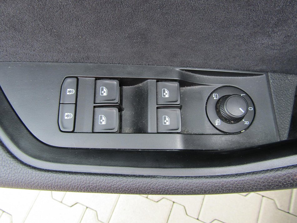 Škoda Superb III 2.0 TSi  4x4