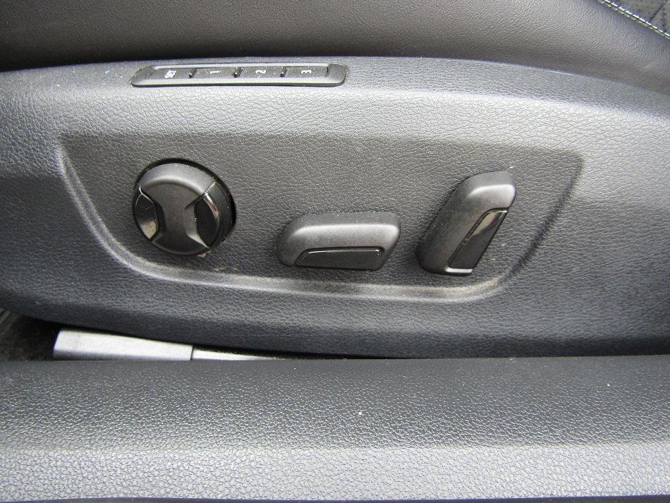 Škoda Superb III 2.0 TSi  4x4