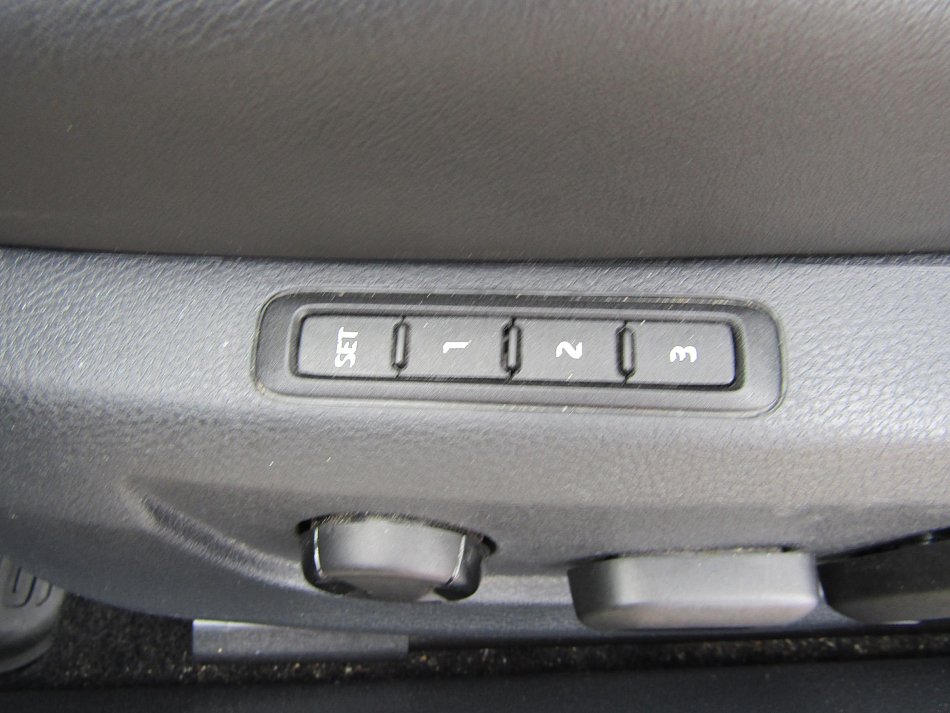 Škoda Superb III 2.0 TSi  4x4