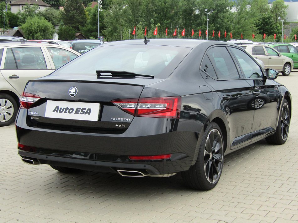 Škoda Superb III 2.0 TSi  4x4