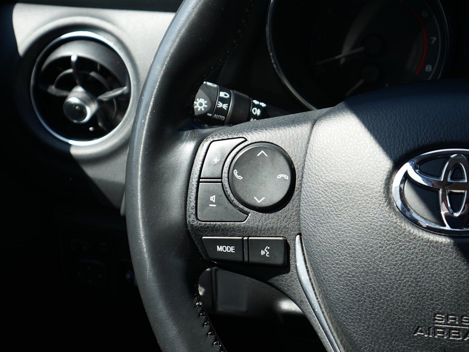 Toyota Auris 1.2 T Edition