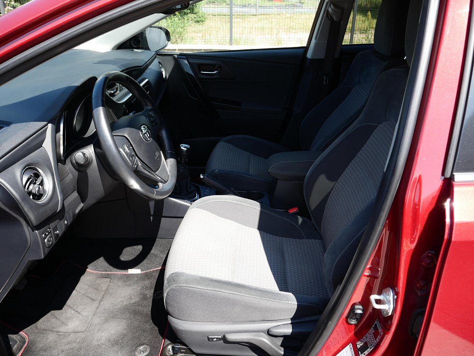 Toyota Auris 1.2 T Edition
